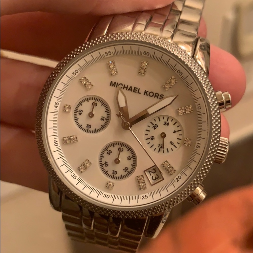 Silver Michael Kors Watch - Picture 2 of 3
